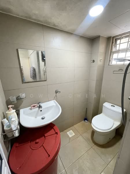 Apartment for Sale at Iris Apartment - Bowie Cheah - Bathroom - PropertyGuru.com.my