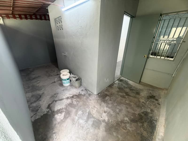 Rumah Teres 2 Tingkat untuk Dijual di Bandar Country Homes (Rawang) - Elwin Mah - Interior - PropertyGuru.com.my