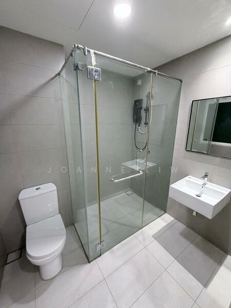 Condominium for Rent at Ferringhi Residence 2 - Joanne Liw - Bathroom - PropertyGuru.com.my