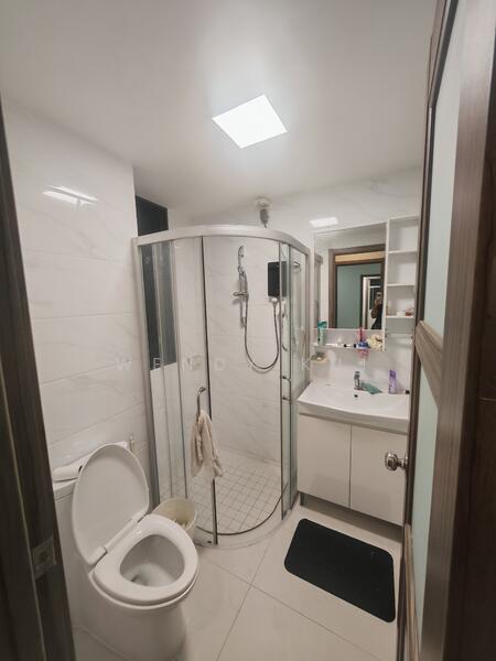 Apartment for Rent at Regalia Park @ Forest City - Wendy Kui - Bathroom - PropertyGuru.com.my