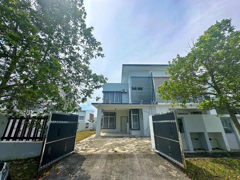 2-storey Terraced House for Sale in Semenyih (Selangor) - Ashraf Azwan - Exterior - PropertyGuru.com.my