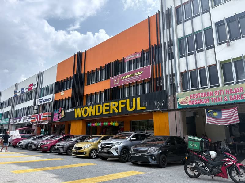 Kedai untuk Disewa di Setia Alam (Selangor) - Elwin Chok - Exterior - PropertyGuru.com.my