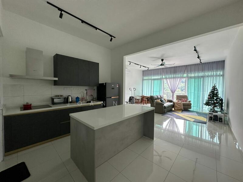 Ferringhi Residence 2 untuk Untuk Disewa - RM 2,300 /bulan, Mac 2026 - Kitchen - PropertyGuru.com.my