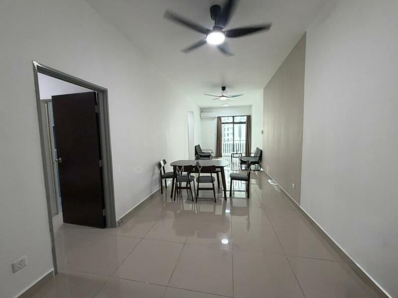 KSL Residence 2 @ Kangkar Tebrau untuk Untuk Disewa - RM 2,300 /bulan, Feb 2026 - Living Room - PropertyGuru.com.my