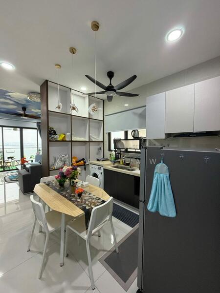 Condominium for Rent at Kings Bay @ Country Garden Danga Bay - Savy Law - Kitchen - PropertyGuru.com.my