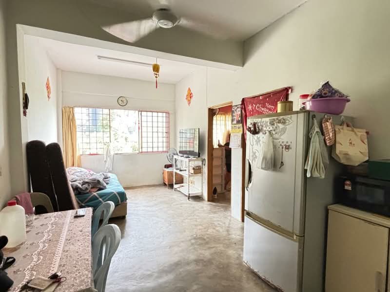 Flat for Sale at Pangsapuri Timur - Ann . - Living Room - PropertyGuru.com.my