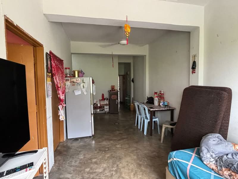 Flat for Sale at Pangsapuri Timur - Ann . - Living Room - PropertyGuru.com.my