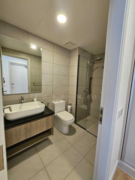 The Atrium untuk Untuk Disewa - RM 4,500 /bulan, Mac 2026 - Bathroom - PropertyGuru.com.my
