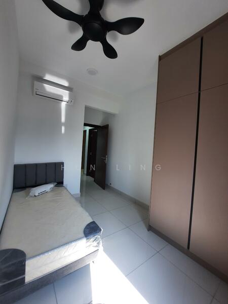 Condominium for Rent at Paraiso Residence @ The Earth - Hun Ling - Bedroom - PropertyGuru.com.my