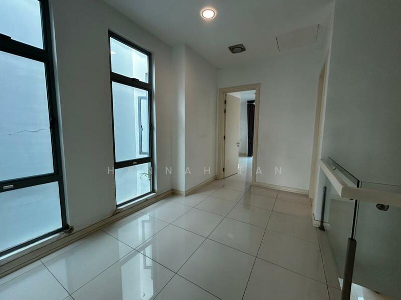 2-storey Terraced House for Sale in Setia Eco Glades (Cyberjaya) - Hannah Tan - Corridor - PropertyGuru.com.my