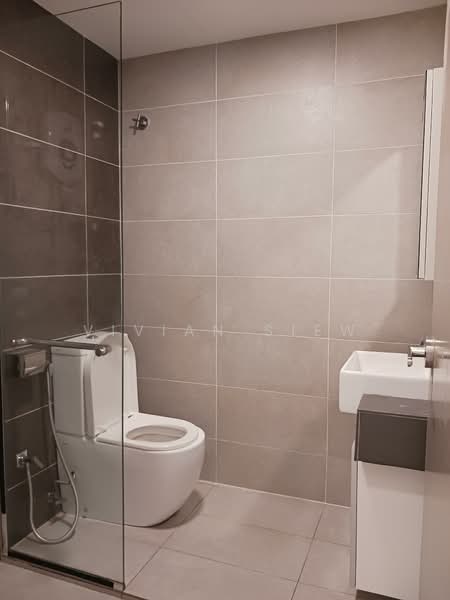 Service Residence for Rent at Pinnacle Petaling Jaya - Vivian Siew - Bathroom - PropertyGuru.com.my