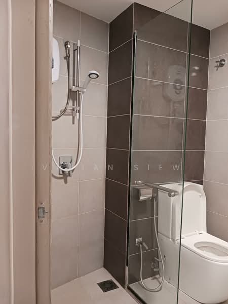 Service Residence for Rent at Pinnacle Petaling Jaya - Vivian Siew - Bathroom - PropertyGuru.com.my