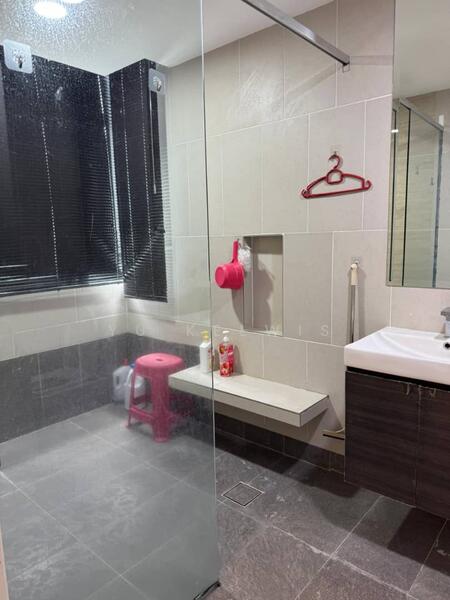 Service Residence for Rent at Verde - Yu Kelwis - Bathroom - PropertyGuru.com.my