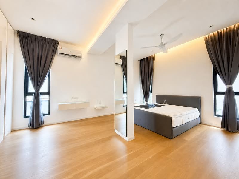 Zero-Lot Bungalow for Sale in Seksyen U1 (Glenmarie) - Kenny Chua - Bedroom - PropertyGuru.com.my