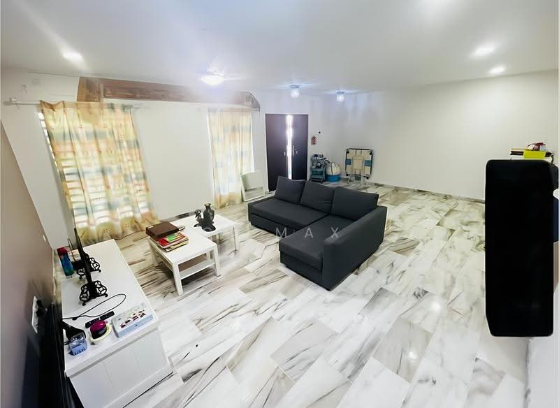 Semi-Detached House for Sale in Taman Ipoh Selatan (Ipoh) - Ck Max - Living Room - PropertyGuru.com.my
