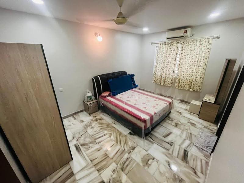 Semi-Detached House for Sale in Taman Ipoh Selatan (Ipoh) - Ck Max - Bedroom - PropertyGuru.com.my