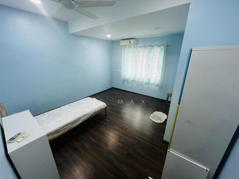 Semi-Detached House for Sale in Taman Ipoh Selatan (Ipoh) - Ck Max - Bedroom - PropertyGuru.com.my