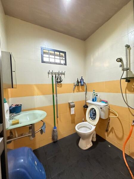 Rumah Teres 1.5 Tingkat untuk Dijual di Skudai (Johor) - Sean Yeoh - Bathroom - PropertyGuru.com.my