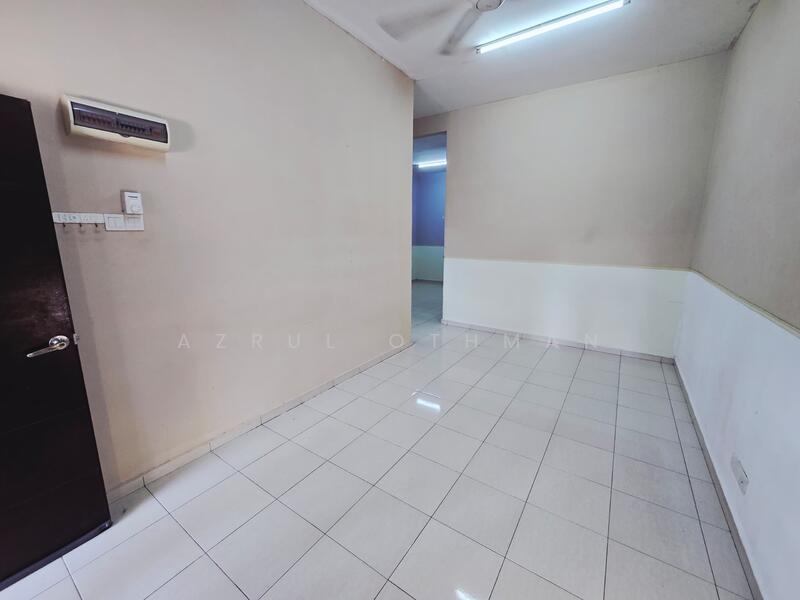 1-storey Terraced House for Sale in Taman Melati Indah (Juasseh) - Azrul Othman - Living Room - PropertyGuru.com.my