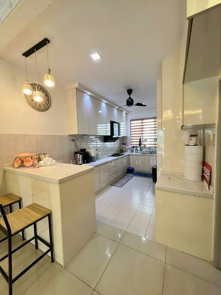 2-storey Terraced House for Sale in Iringan Bayu (Seremban) - Azrul Othman - Kitchen - PropertyGuru.com.my