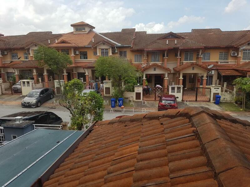 2-storey Terraced House for Sale in U16, Taman Bukit Subang (Shah Alam) - Mohammad Din Majid - Exterior - PropertyGuru.com.my