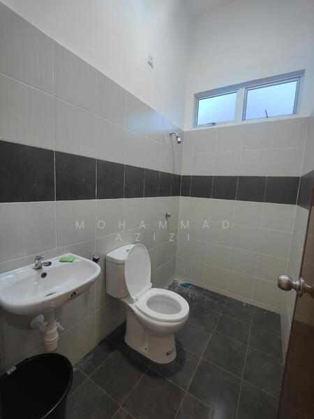 Semi-Detached House for Sale in Beserah (Pahang) - Mohammad Azizi - PropertyGuru.com.my