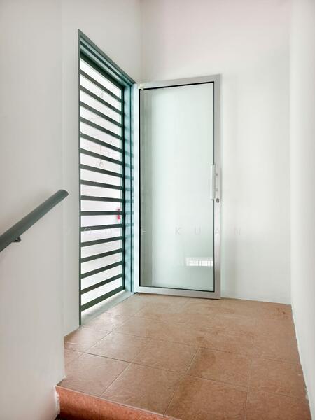 Shop / Office for Rent in Bandar Seri Botani (Ipoh) - Jodie Kuan - Entrance - PropertyGuru.com.my