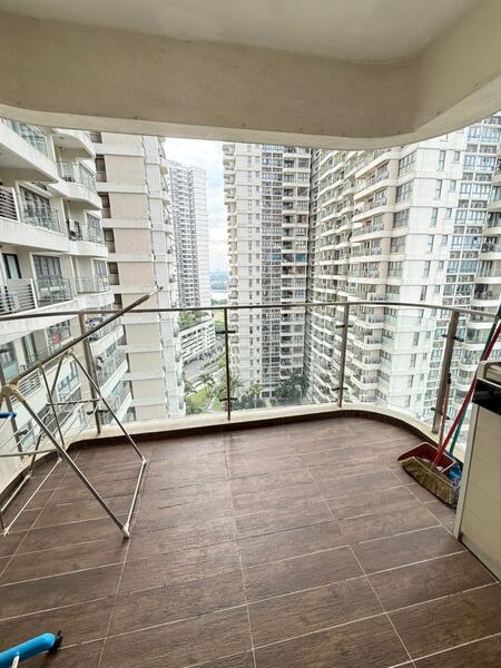 Amberside @ Country Garden Danga Bay untuk Untuk Disewa - RM 2,500 /bulan, Apr 2026 - PropertyGuru.com.my