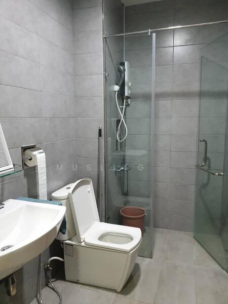 Service Residence for Rent at Paragon Suites @ CIQ - Muslieg . - Bathroom - PropertyGuru.com.my