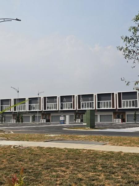 Shop / Office for Rent in Dengkil (Selangor) - Zahayati Jamaludin - Exterior - PropertyGuru.com.my