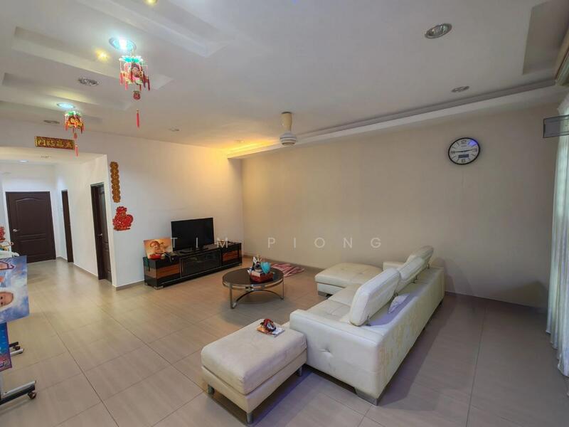 2-storey Terraced House for Sale in Sungai Udang (Melaka) - Tim Piong - Living Room - PropertyGuru.com.my