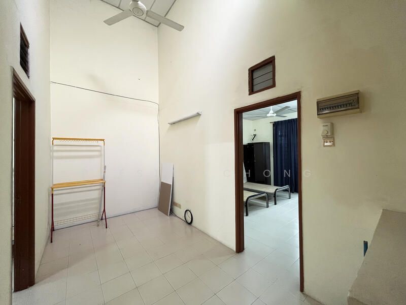 2-storey Terraced House for Sale in Bandar Barat (Kampar) - Presley Chong - Upstair Living - PropertyGuru.com.my