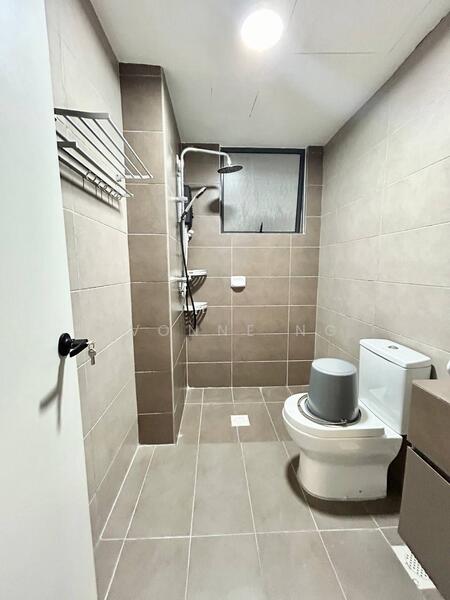 Service Residence for Sale at ARC @ Austin Hills - Yvonne Ng - Bathroom - PropertyGuru.com.my