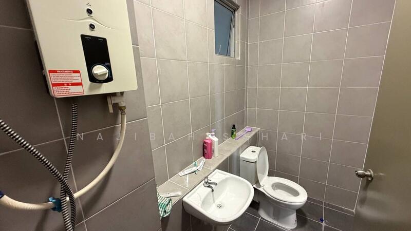 Idaman Abadi untuk Untuk Disewa - RM 1,550 /bulan, Apr 2026 - Bathroom - PropertyGuru.com.my