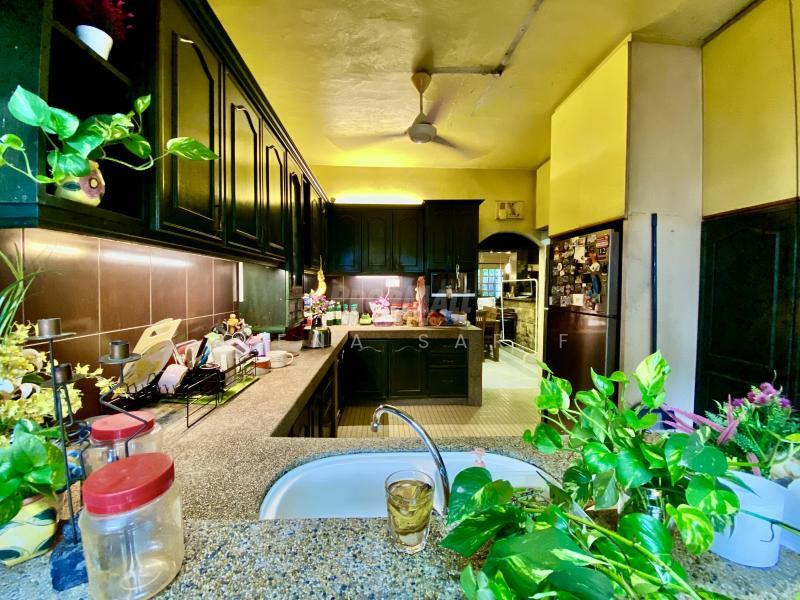 2-storey Terraced House for Sale in Bangsar (Kuala Lumpur) - Reena Sarif - Kitchen - PropertyGuru.com.my