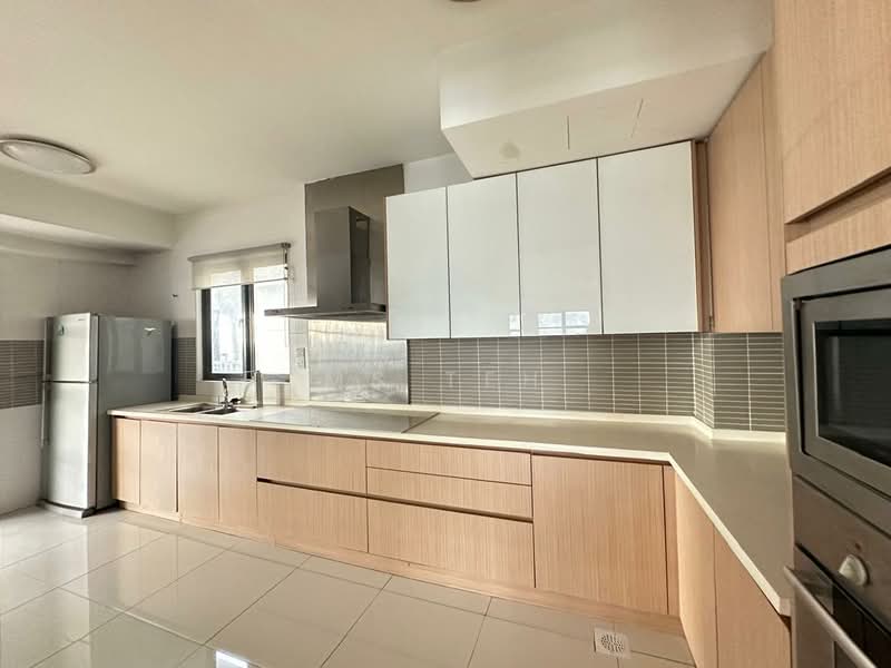Service Residence for Sale at Saujana Residency - Ms Teh - Kitchen - PropertyGuru.com.my