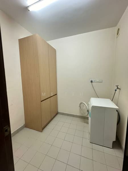 Service Residence for Sale at Saujana Residency - Ms Teh - Interior - PropertyGuru.com.my