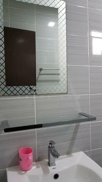 Service Residence for Rent at Sky Oasis Residence (Pangsapuri Oasis 1) - Carol Low - Bathroom - PropertyGuru.com.my