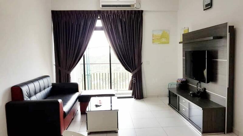 Service Residence for Rent at Sky Oasis Residence (Pangsapuri Oasis 1) - Dave Sim - Living Room - PropertyGuru.com.my