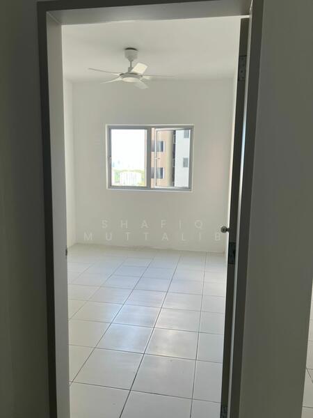 Condominium for Rent at Residensi Sateria - Shafiq Muttalib - Interior - PropertyGuru.com.my