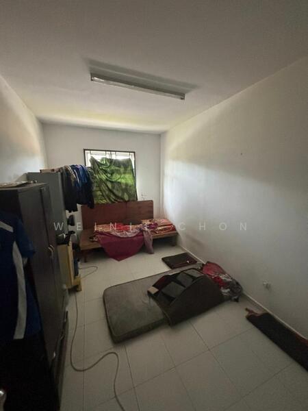 2-storey Terraced House for Sale in Taman Scientex Utama (Senai) - Weinie Chon - Bedroom - PropertyGuru.com.my