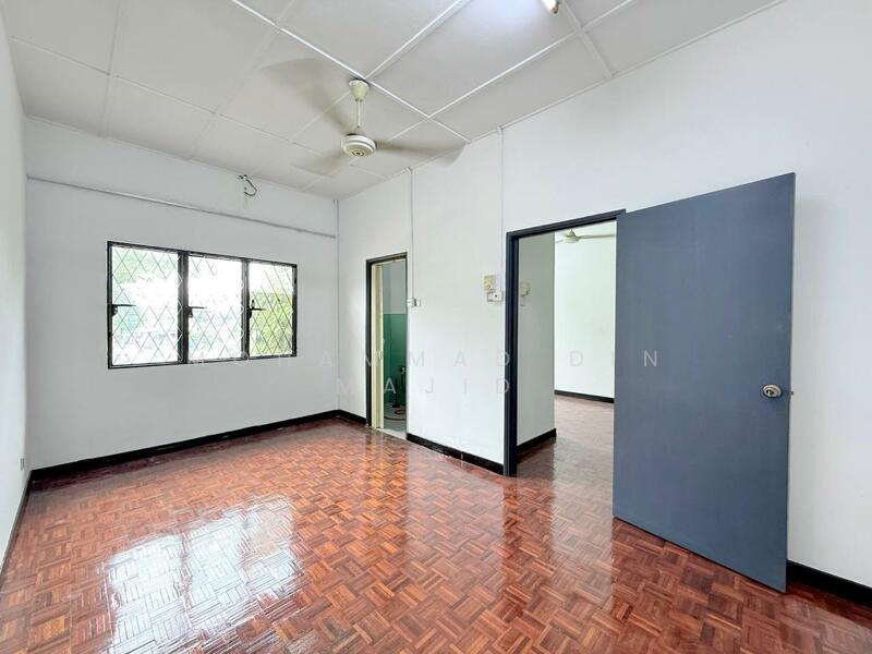 For Sale - PJS 10, Taman Subang Indah