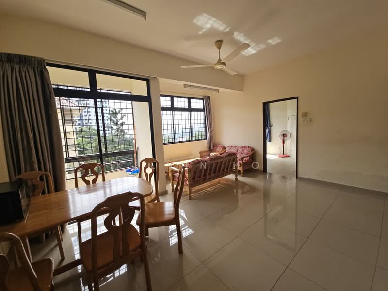 Pangsapuri untuk Disewa di Genting Permai Resort - Kelvin Ho - Living Room - PropertyGuru.com.my