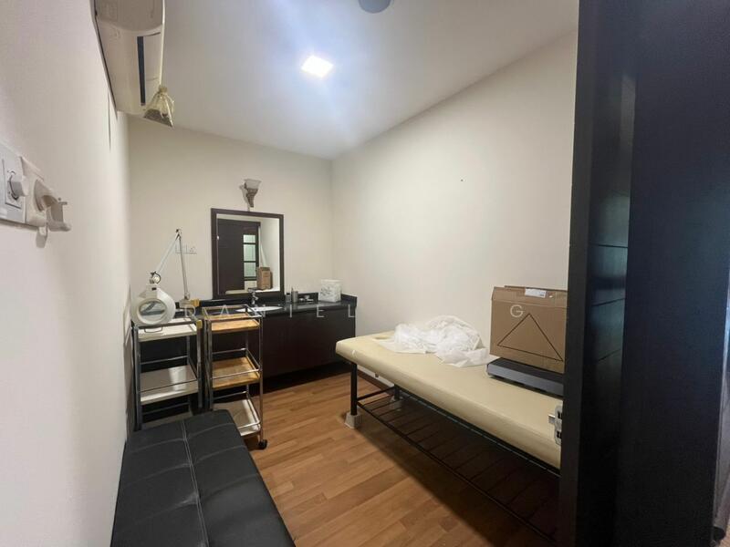 Shop for Rent in Taman Impian Emas (Skudai) - Daniel Yong - Interior - PropertyGuru.com.my