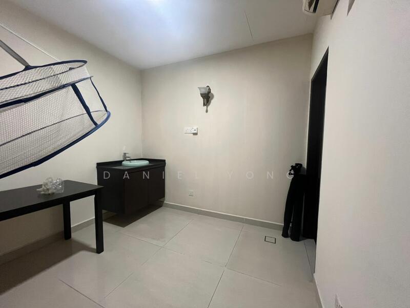 Shop for Rent in Taman Impian Emas (Skudai) - Daniel Yong - Interior - PropertyGuru.com.my