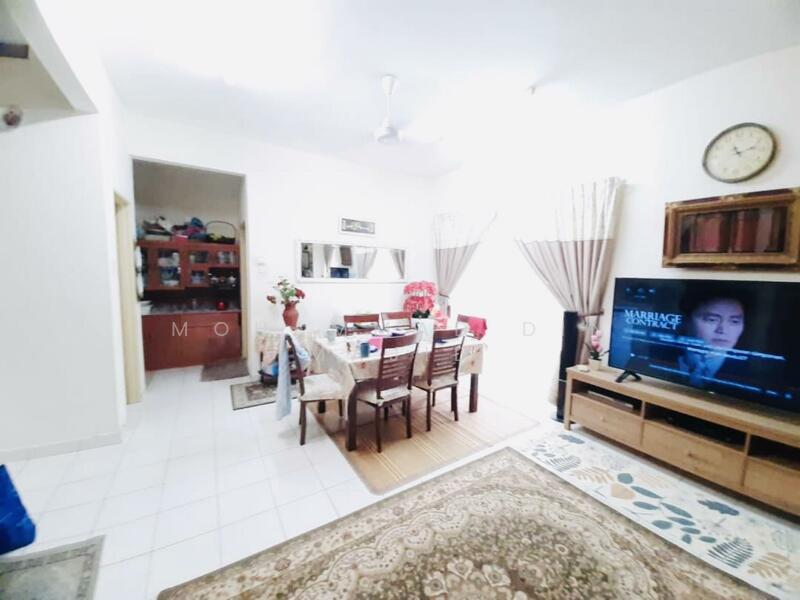 2-storey Terraced House for Sale in Denai Alam (Shah Alam) - Mohammad Din Majid - Living Room - PropertyGuru.com.my