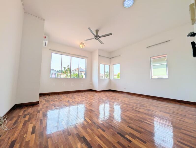 Semi-Detached House for Sale in Setia Alam (Selangor) - Andrew Tan - Living Room - PropertyGuru.com.my