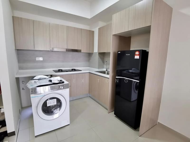 Servis Apartment untuk Disewa di Gravit8, Klang - Alex Tong - Kitchen - PropertyGuru.com.my