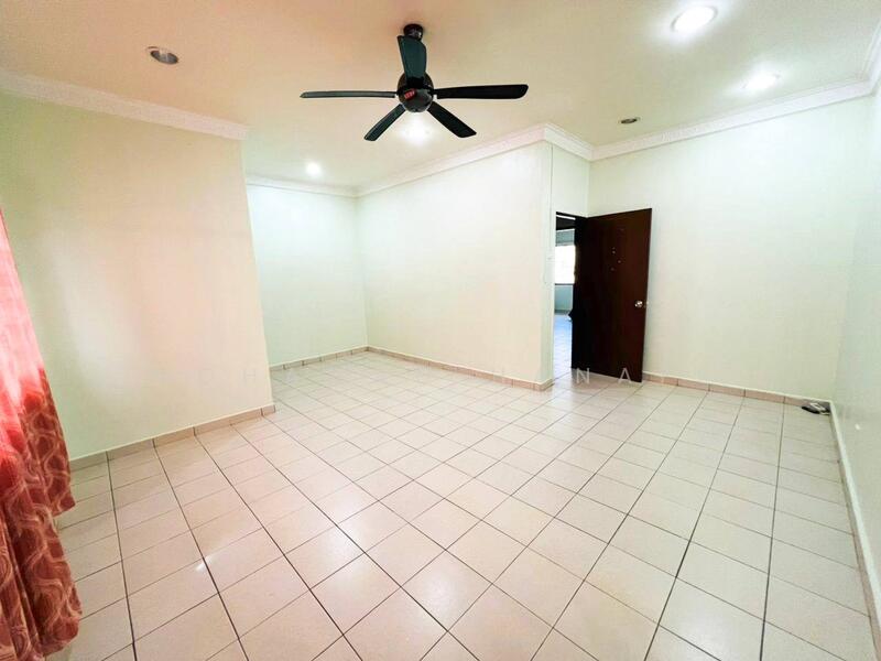 2-storey Terraced House for Sale in Taman Pinggiran Saujana (Kajang) - Mohamad Hanafi - Living Room - PropertyGuru.com.my