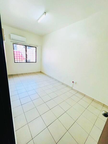 2-storey Terraced House for Sale in Taman Pinggiran Saujana (Kajang) - Mohamad Hanafi - PropertyGuru.com.my